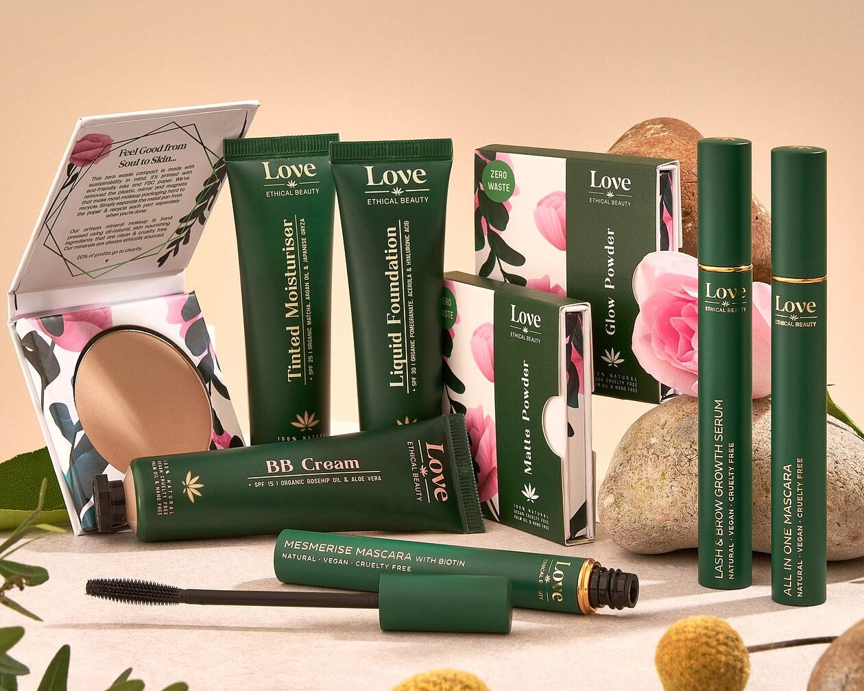 7 Natural Makeup Brands in the UK, Plus 1 Natural Beauty Marketplace