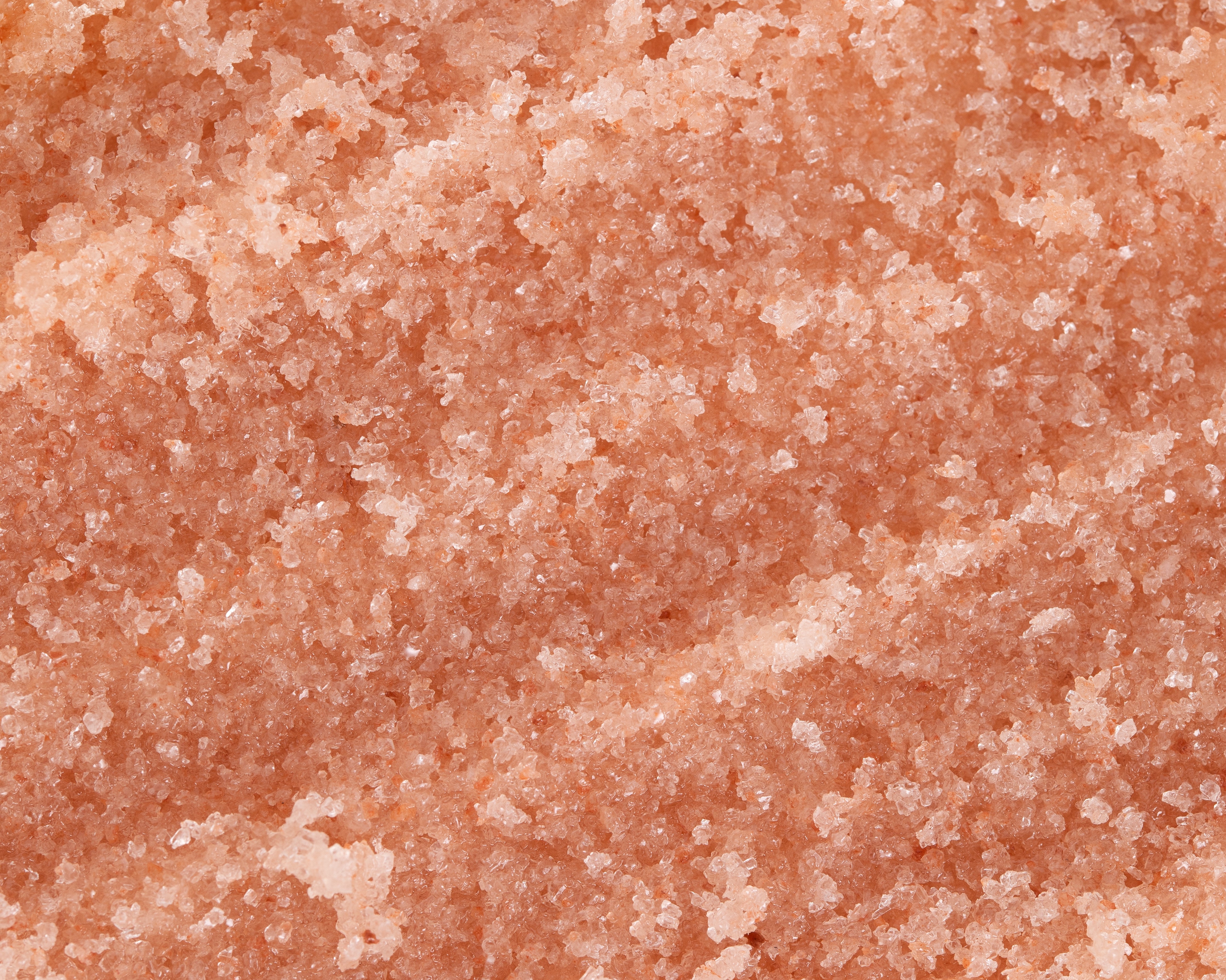 texture of pink himalayan salt