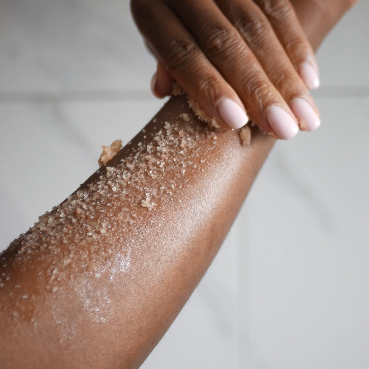 wild-rising-body-polish-texture