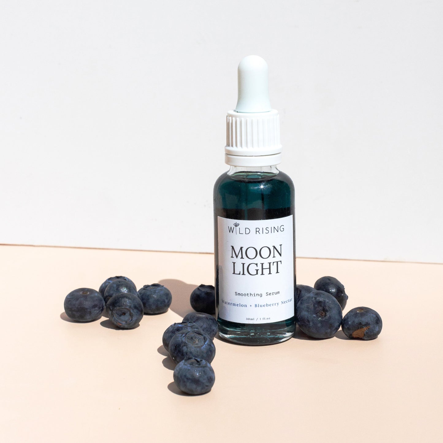 Moonlight smoothing serum with blueberry